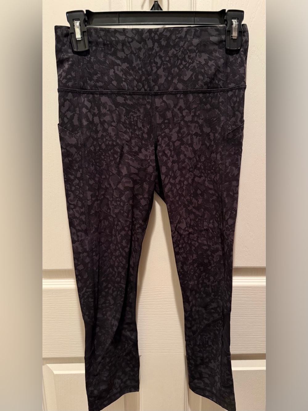 Lululemon Align High-Rise Crop 23" Wild Thing Camo Deep Coal Multi Size 4